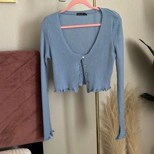 Trendy blue cardigan